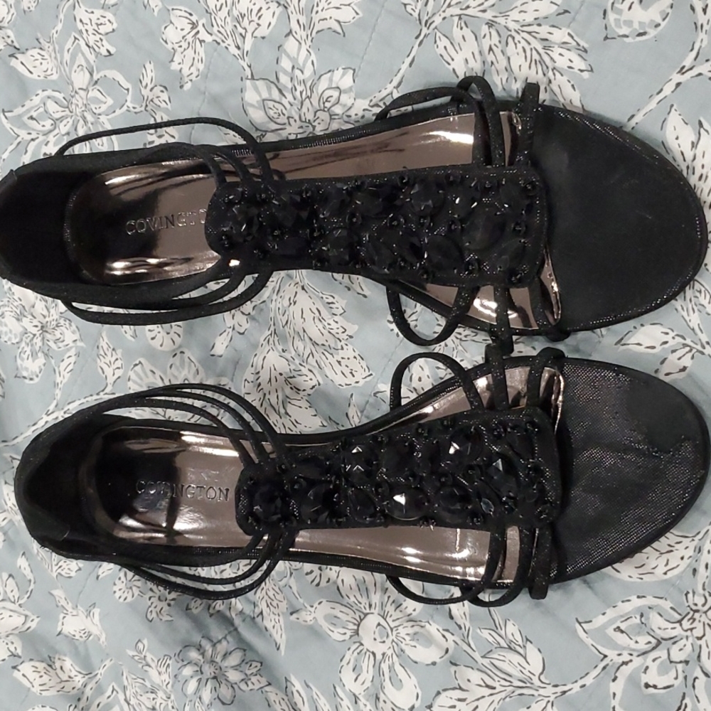 Covington black strappy sandle
